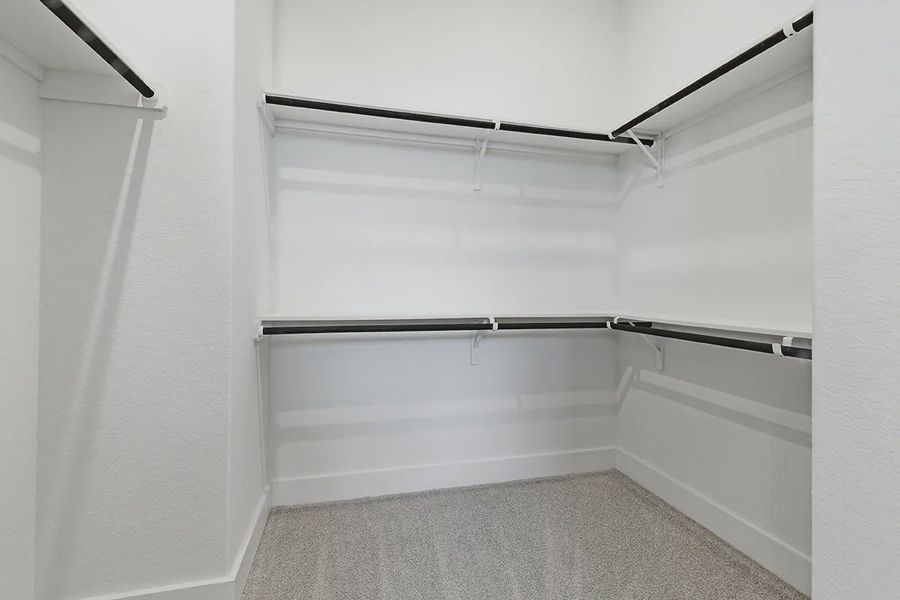 Spacious, unfurnished interior of a new home in Centero at Stone Oak, San Antonio (Image 17).