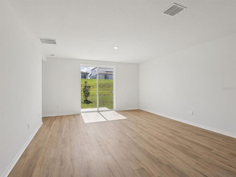 Spacious, unfurnished interior of a new home in Benton Hills - Classic Series, Brooksville (Image 12).