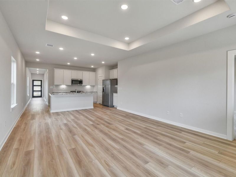 Spacious, unfurnished interior of a new home in Windmill Estates, Magnolia (Image 17).