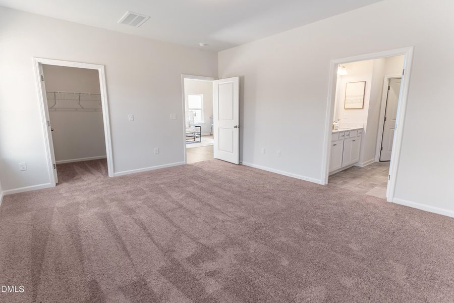 1st Floor Owner's Suite