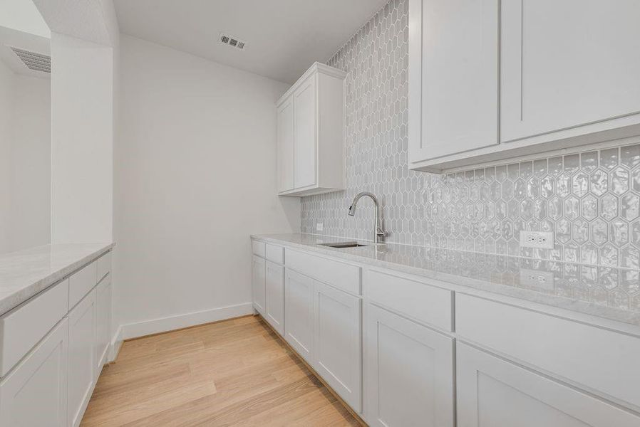 Close-up of interior finishes inside a home in Heath Golf & Yacht Club, Heath (Image 17).