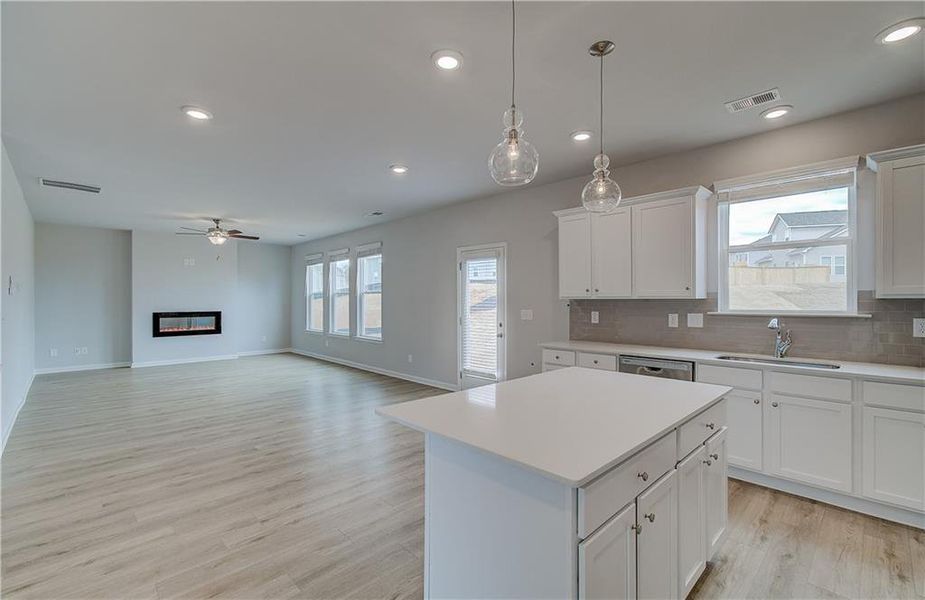 Furnished interior view inside a new home in Chapel Hill, Newnan (Image 7). Furnished interior view inside a new home in Chapel Hill, Newnan (Image 7).