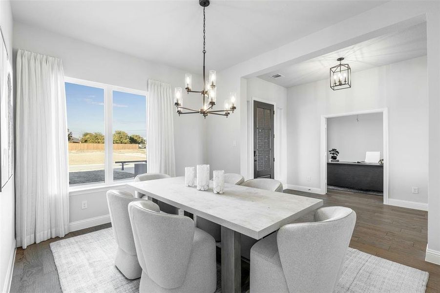 Furnished interior view inside a new home in Kentsdale Farms, DeSoto (Image 10). Furnished interior view inside a new home in Kentsdale Farms, DeSoto (Image 10).