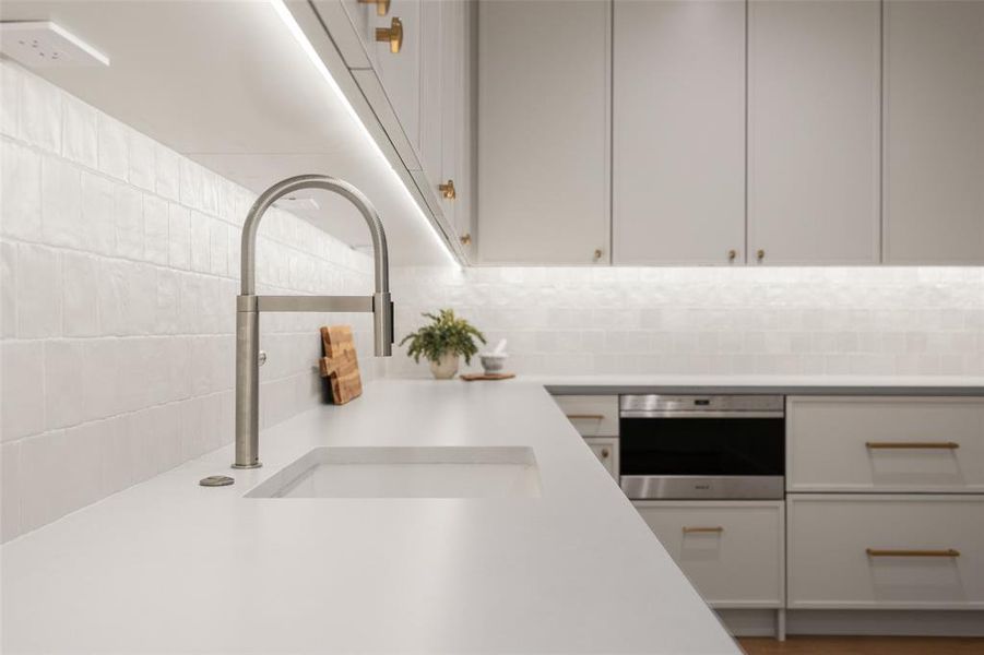 Close-up of interior finishes inside a home in , Dallas (Image 21).