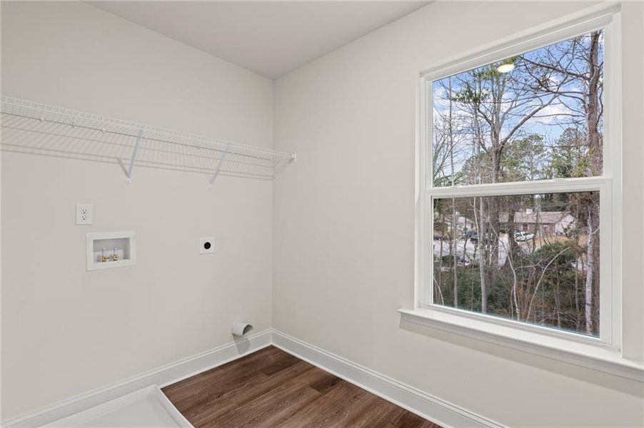 Spacious, unfurnished interior of a new home in Canterbury Villas, Carrollton (Image 13).