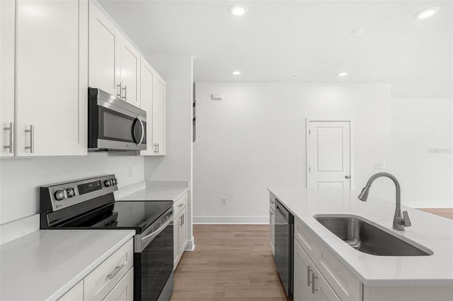 Furnished interior view inside a new home in Magnolia Reserve, Ocoee (Image 9). Furnished interior view inside a new home in Magnolia Reserve, Ocoee (Image 9).