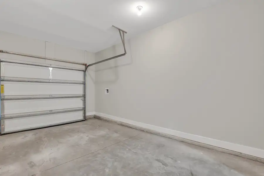 Spacious, unfurnished interior of a new home in New Haven At Belmont Glen, Guyton (Image 38).