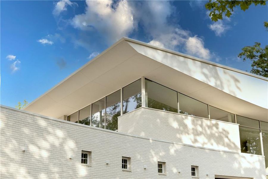 Image 76 of a home in .