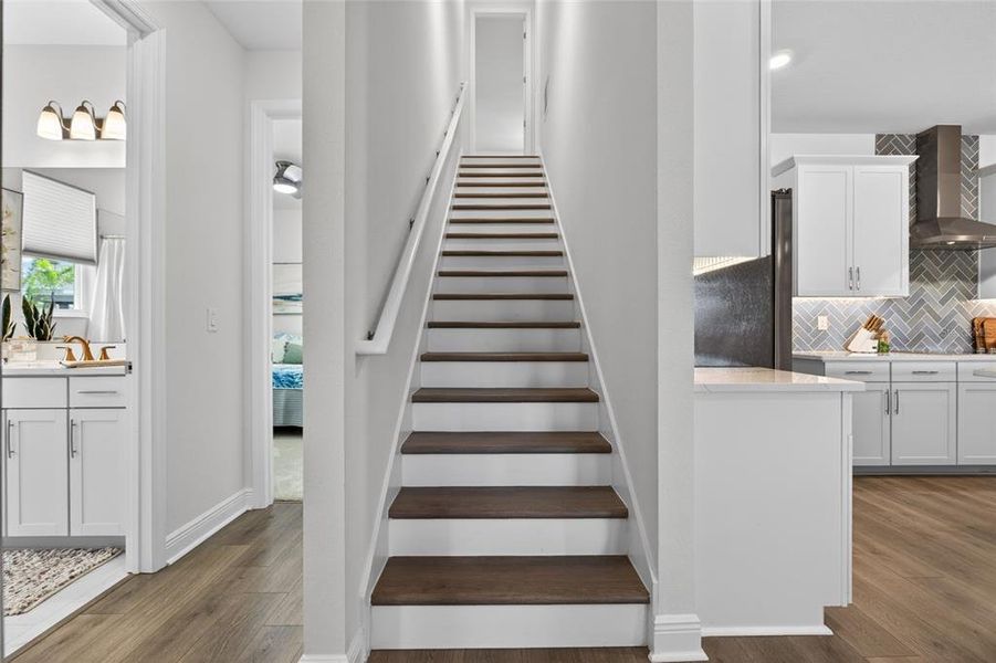 Image 70 of a home in Seaire.