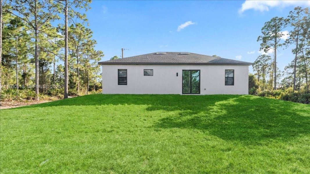 Exterior details and patio area of a home in , Lehigh Acres (Image 28). Exterior details and patio area of a home in , Lehigh Acres (Image 28).