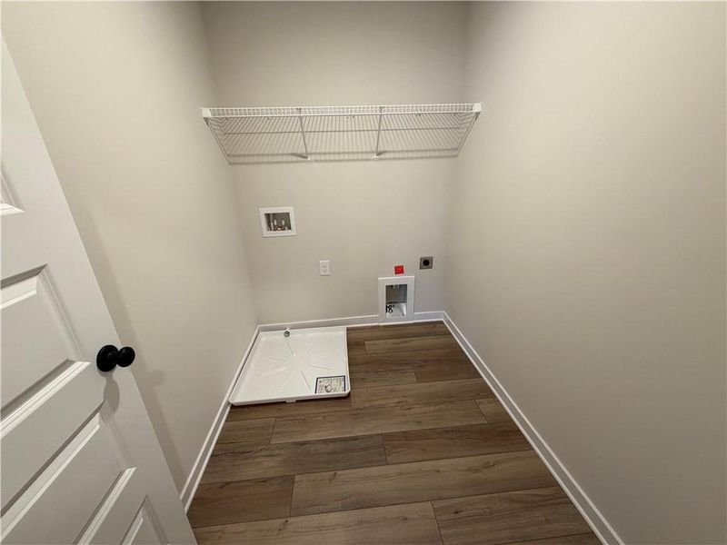 Spacious, unfurnished interior of a new home in Millstone at Mundy Mill, Gainesville (Image 17).