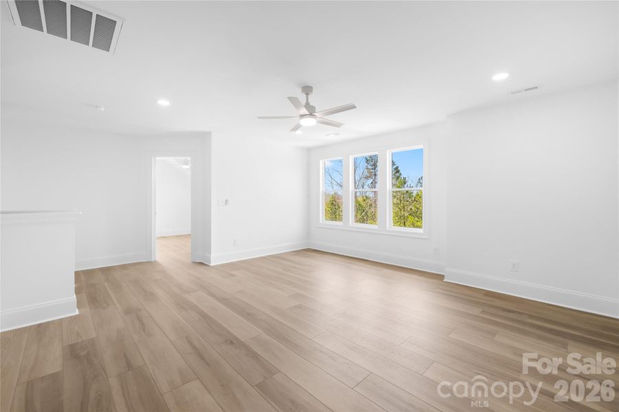 Spacious, unfurnished interior of a new home in , Statesville (Image 20). Spacious, unfurnished interior of a new home in , Statesville (Image 20).