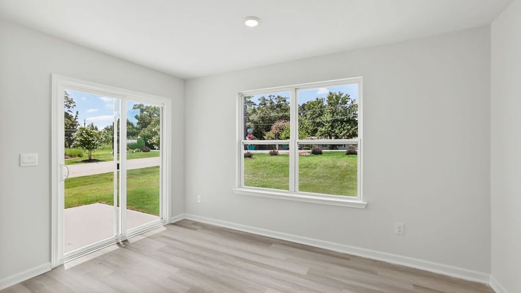 Spacious, unfurnished interior of a new home in Varner Station, Woodruff (Image 25).