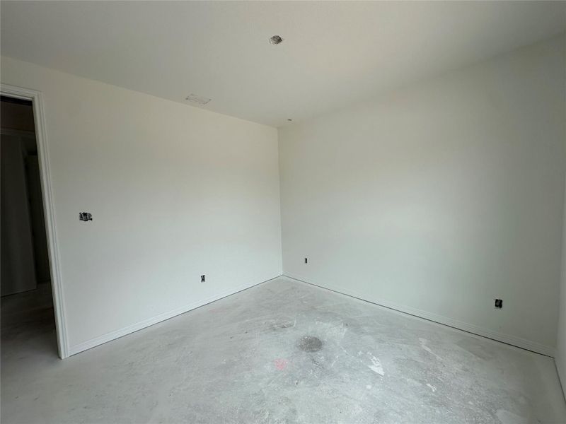 Secondary Bedroom Secondary Bedroom