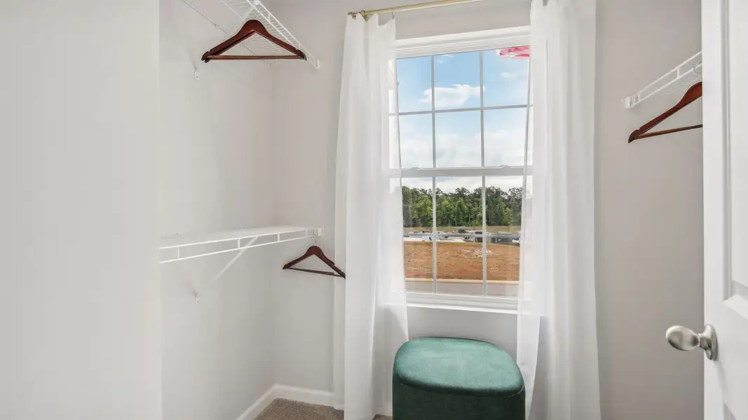 Image 28 of a home in River Landing Townhomes. Image 28 of a home in River Landing Townhomes.