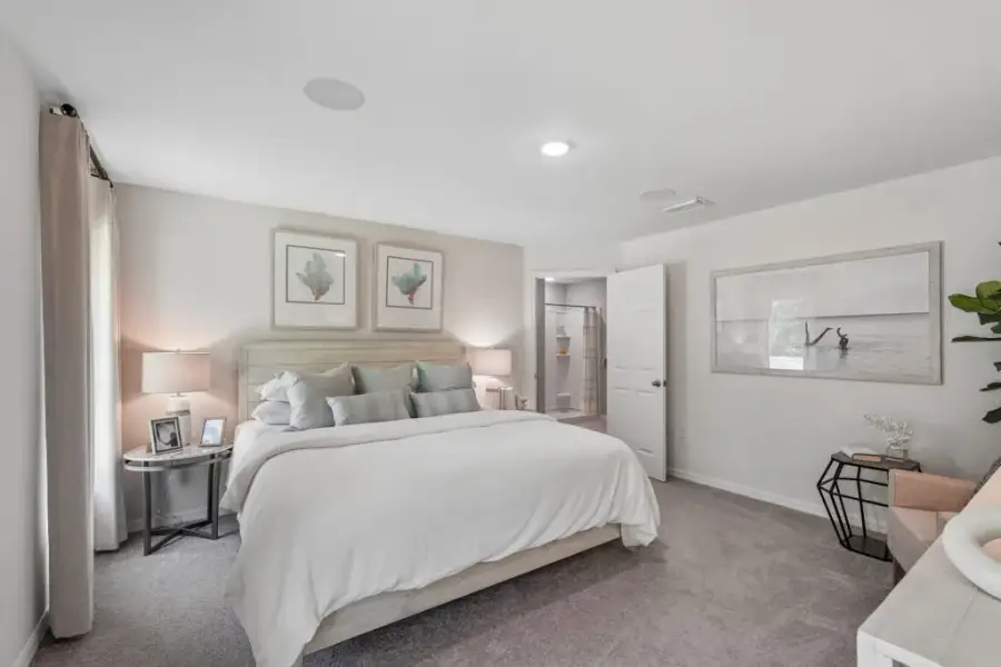 Furnished interior view inside a new home in Cape Coral, Cape Coral (Image 13).