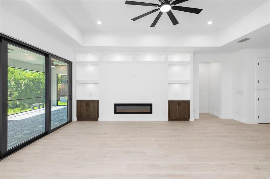 Spacious, unfurnished interior of a new home in , Rotonda West (Image 18). Spacious, unfurnished interior of a new home in , Rotonda West (Image 18).