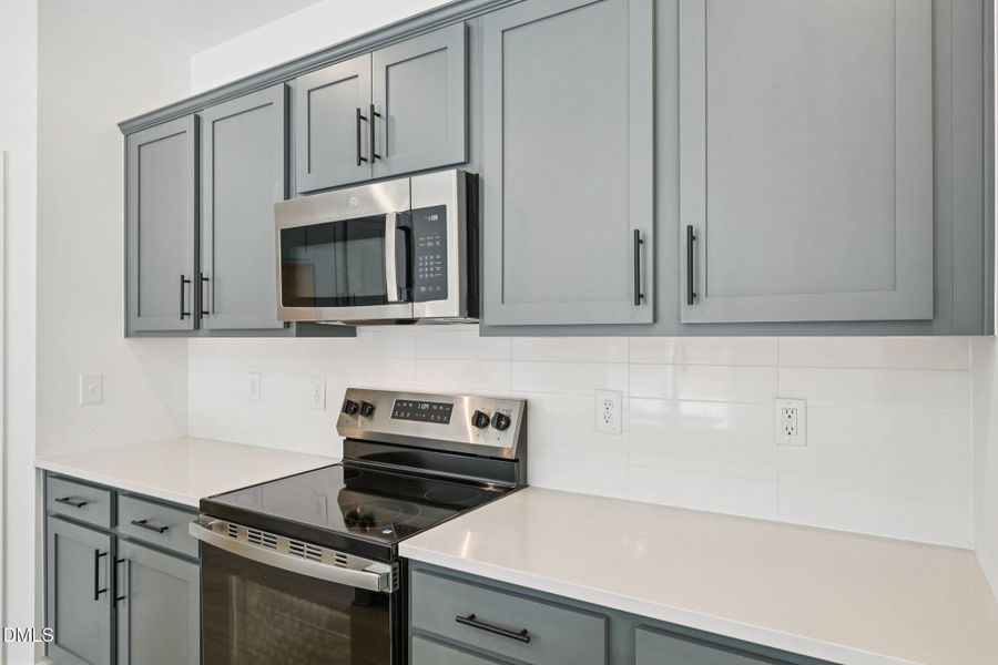 15-web-or-mls-Salers Loop-S1902-015