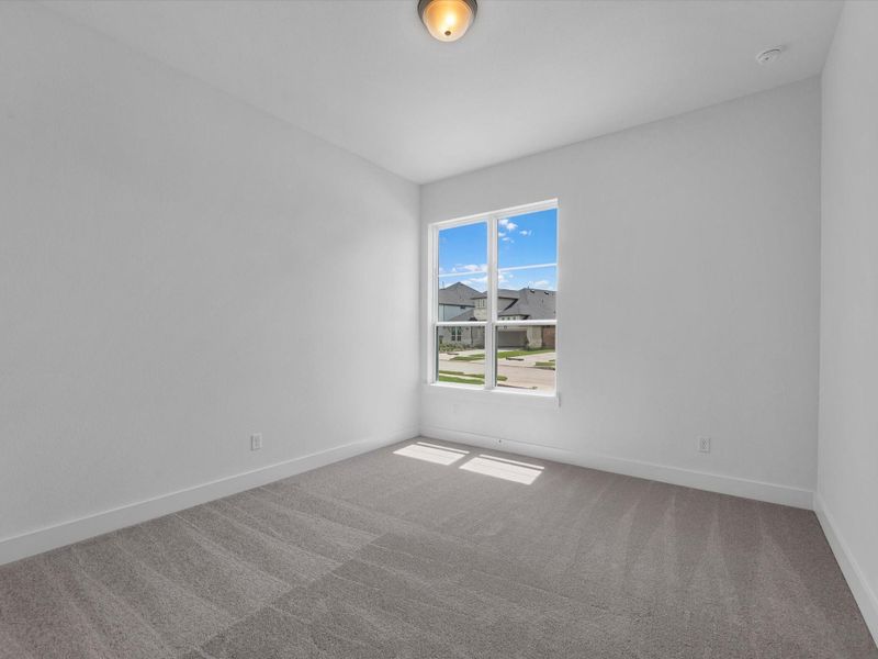 Spacious, unfurnished interior of a new home in Sienna 60’, Missouri City (Image 25).