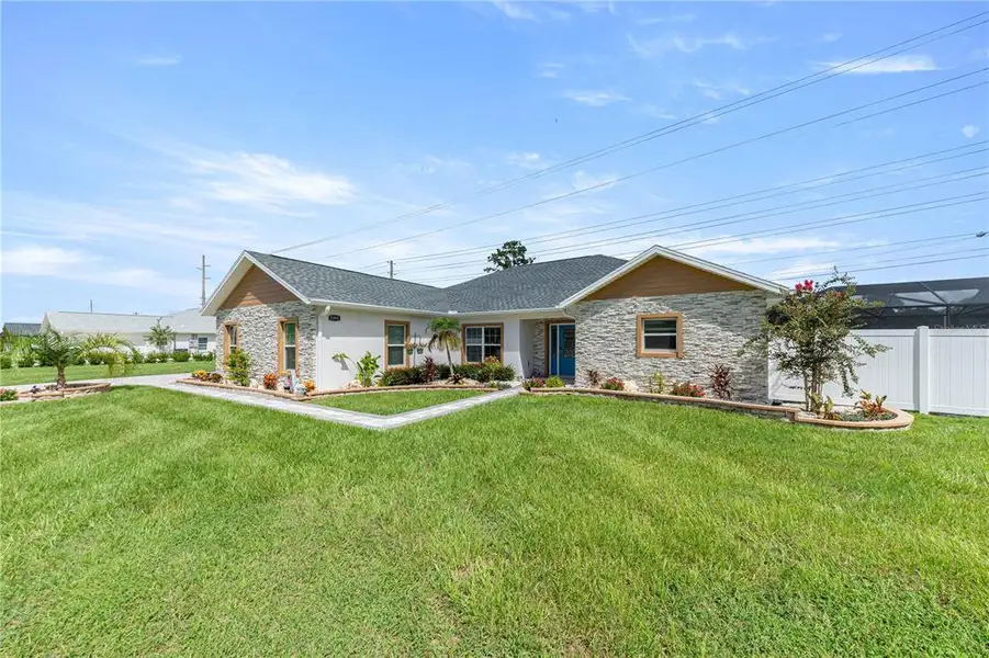 Image 43 of a home in . Image 43 of a home in .