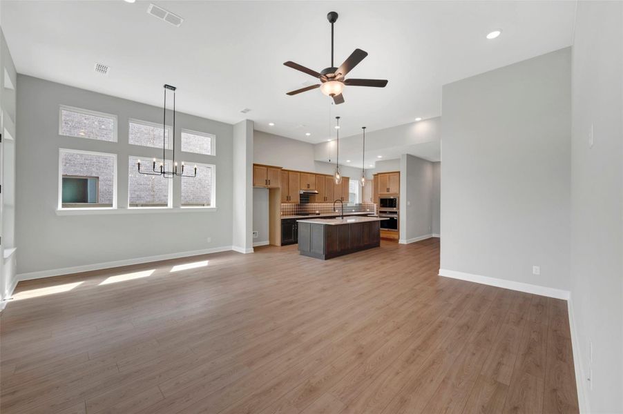 Spacious, unfurnished interior of a new home in Pomona - Reserve Collection, Manvel (Image 25).