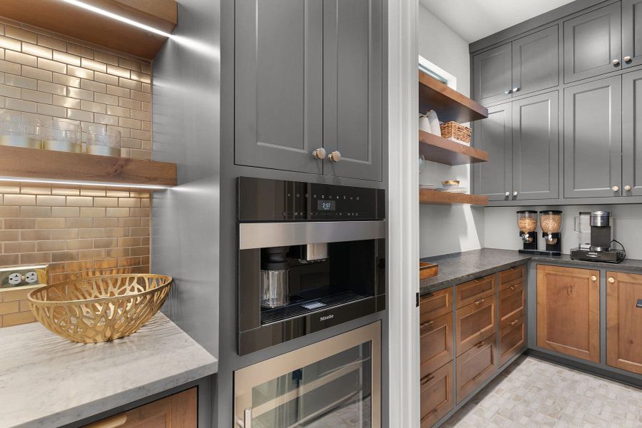 Furnished interior view inside a new home in Belle Oaks, Bulverde (Image 18).