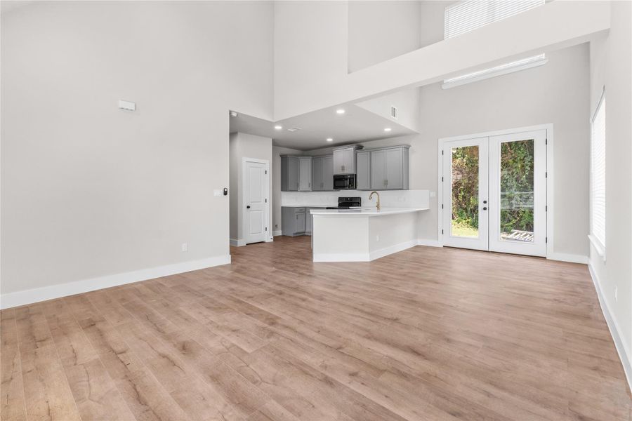 Spacious, unfurnished interior of a new home in , Brenham (Image 10). Spacious, unfurnished interior of a new home in , Brenham (Image 10).
