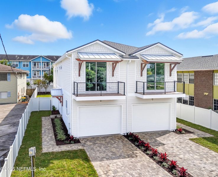 Exterior details and patio area of a home in , Jacksonville Beach (Image 27).