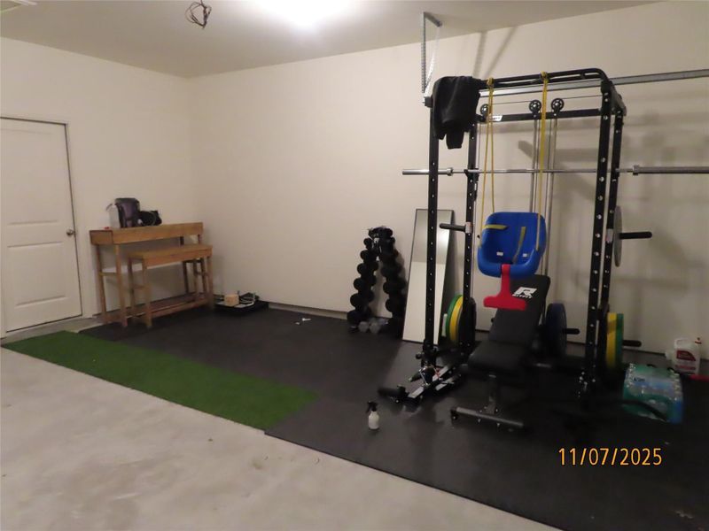 Community amenities in Imperial Forest, Houston (Image 18).