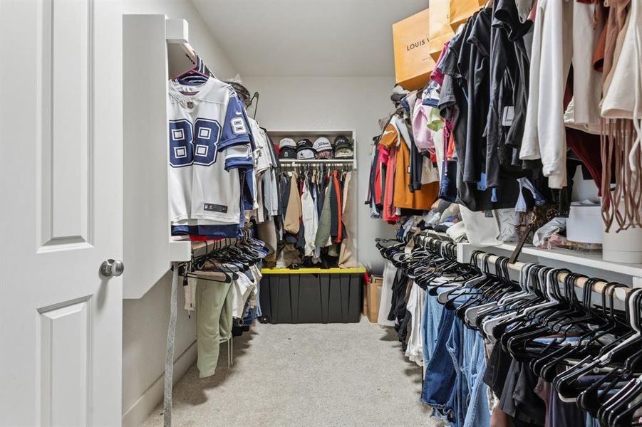 Close-up of interior finishes inside a home in , Midlothian (Image 20).