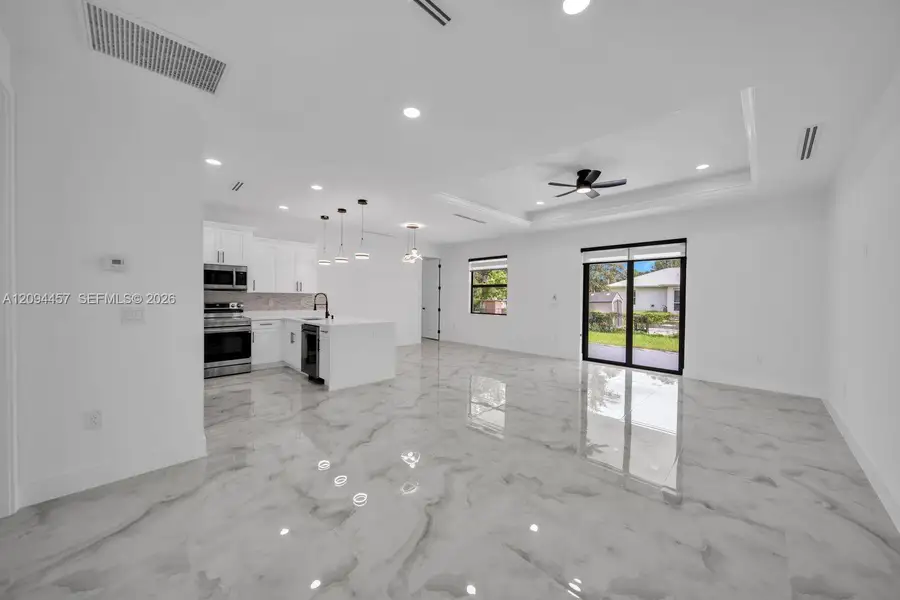 Spacious, unfurnished interior of a new home in , Lehigh Acres (Image 24). Spacious, unfurnished interior of a new home in , Lehigh Acres (Image 24).