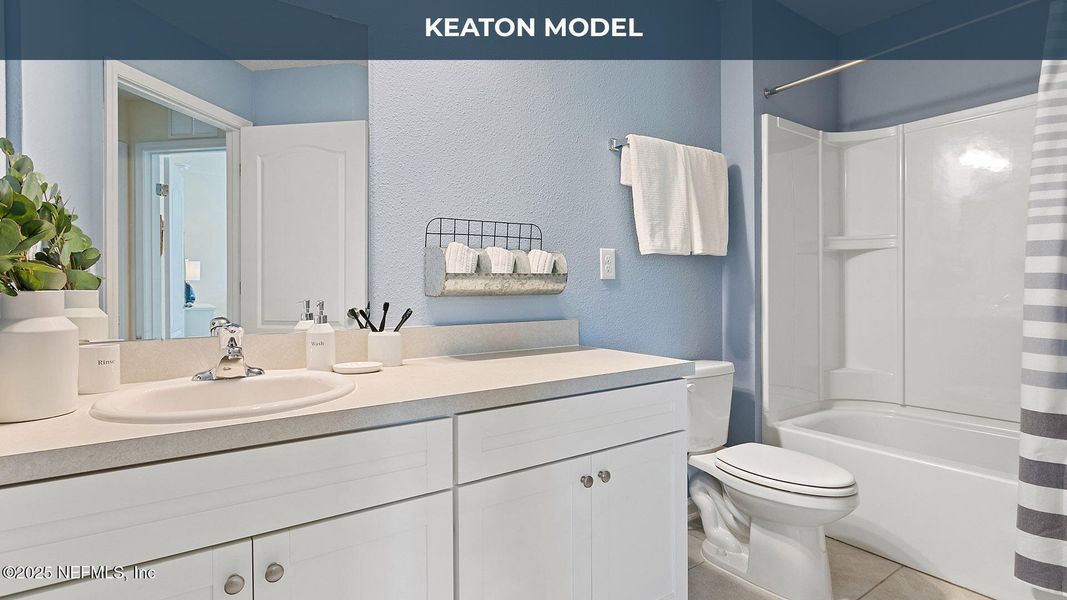 Furnished interior view inside a new home in Bridgewater, St. Augustine (Image 3).