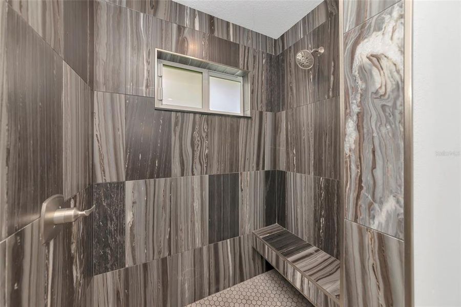 Close-up of interior finishes inside a home in , North Port (Image 20). Close-up of interior finishes inside a home in , North Port (Image 20).