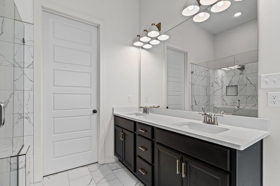 Furnished interior view inside a new home in Georgetown, Collierville (Image 7).