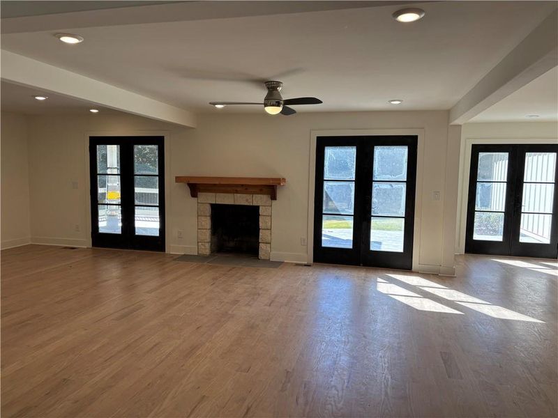 Spacious, unfurnished interior of a new home in , Roswell (Image 13).