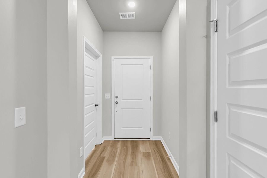 Spacious, unfurnished interior of a new home in Limehouse Village: Arbor Series, Summerville (Image 42).