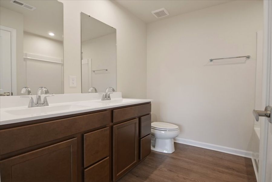 Furnished interior view inside a new home in Canterbrook Farms, Fountain Inn (Image 10).