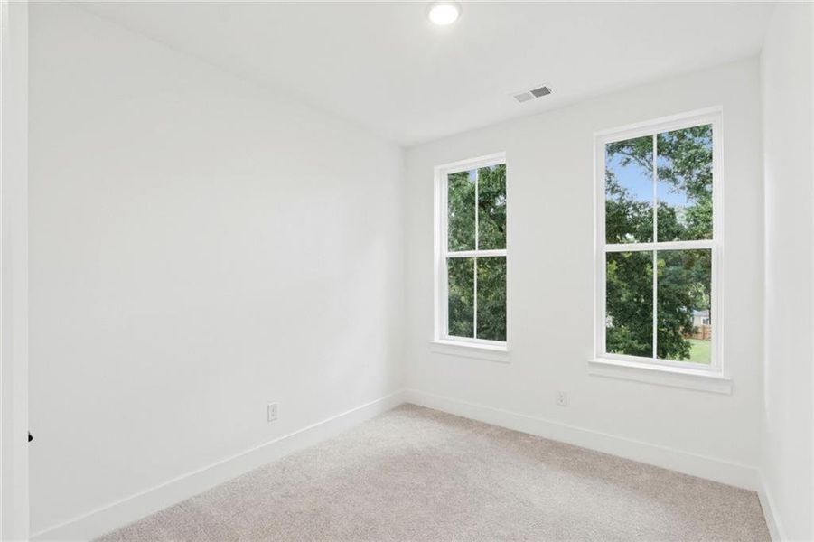 Spacious, unfurnished interior of a new home in Celesta, Scottdale (Image 16).