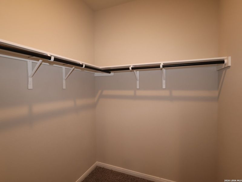 Spacious, unfurnished interior of a new home in Agave, San Antonio (Image 28).