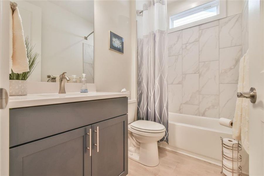 Furnished interior view inside a new home in , Hoschton (Image 29).