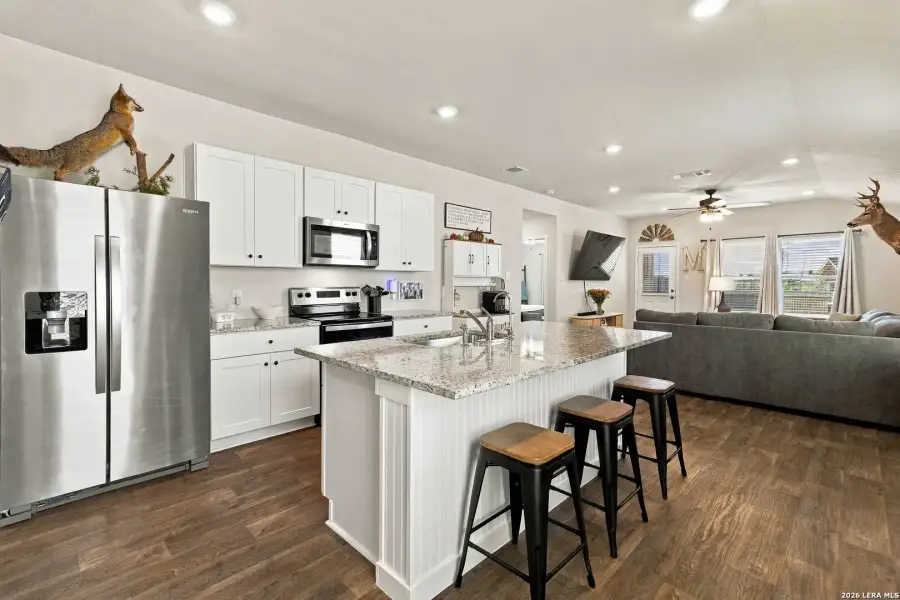 Furnished interior view inside a new home in Winding Creek, New Braunfels (Image 6).
