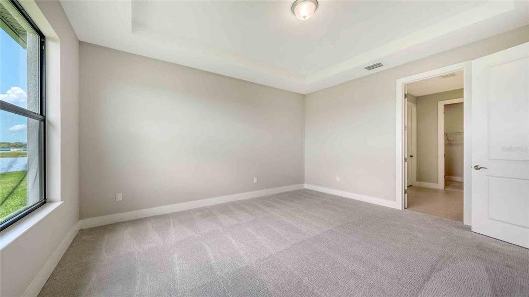 Spacious, unfurnished interior of a new home in Woodland Preserve, Parrish (Image 32).