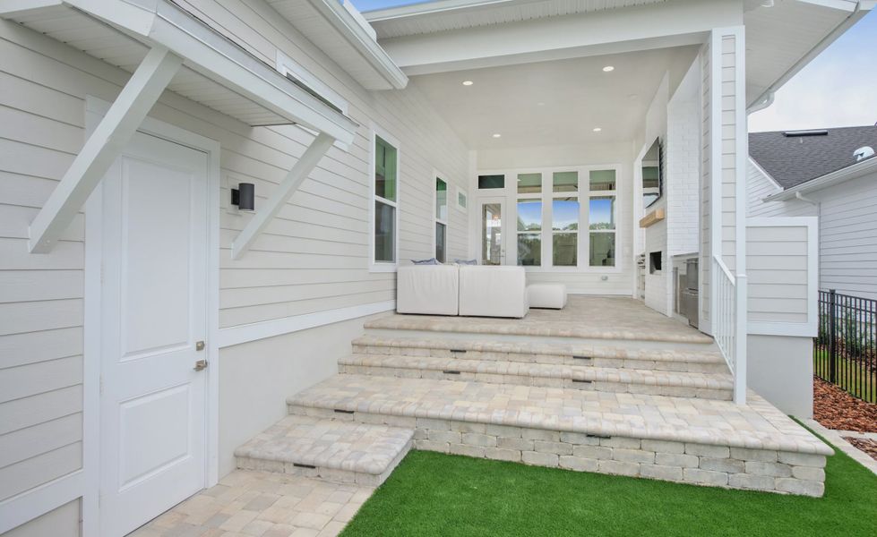 Exterior details and patio area of a home in Oakmont, Gainesville (Image 4). Exterior details and patio area of a home in Oakmont, Gainesville (Image 4).