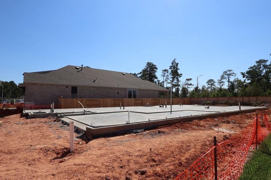 Every foundation at DWH is engineered and it’s inspected three times! We do not do “batch” testing. Rest easy knowing your foundation comes with a 10 year warranty. Every foundation at DWH is engineered and it’s inspected three times! We do not do “batch” testing. Rest easy knowing your foundation comes with a 10 year warranty.