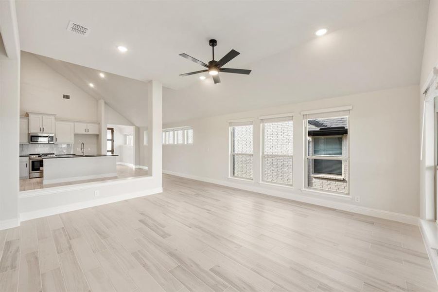 Spacious, unfurnished interior of a new home in Devonshire, Forney (Image 17).