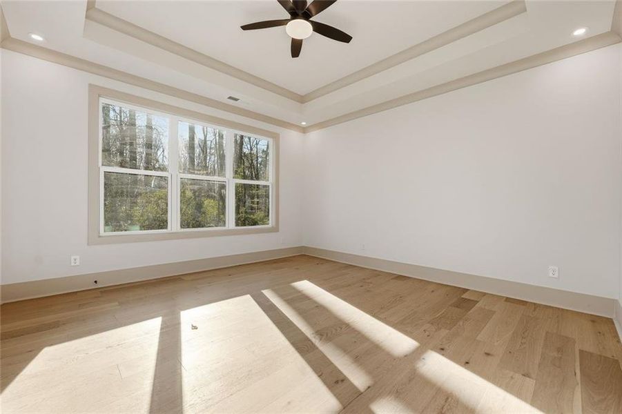 Spacious, unfurnished interior of a new home in , Sugar Hill (Image 27).