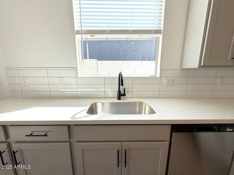 017 - Undermount sink under window