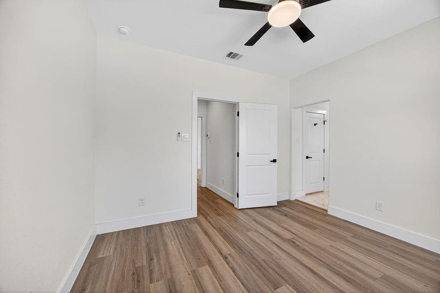 Spacious, unfurnished interior of a new home in , Fort Worth (Image 22).