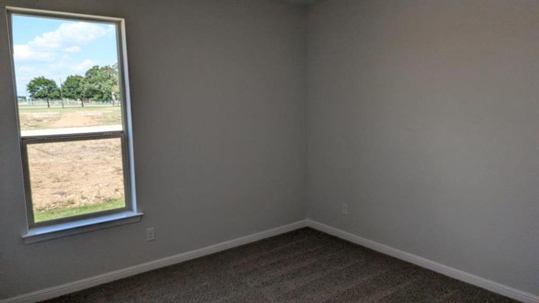Spacious, unfurnished interior of a new home in Lankford Farms, Cleburne (Image 9).