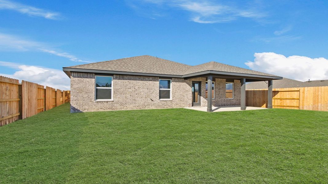 Exterior details and patio area of a home in River Ranch Trails, Dayton (Image 3).